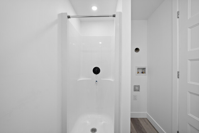 Photo - 2090 Av Beaconsfield