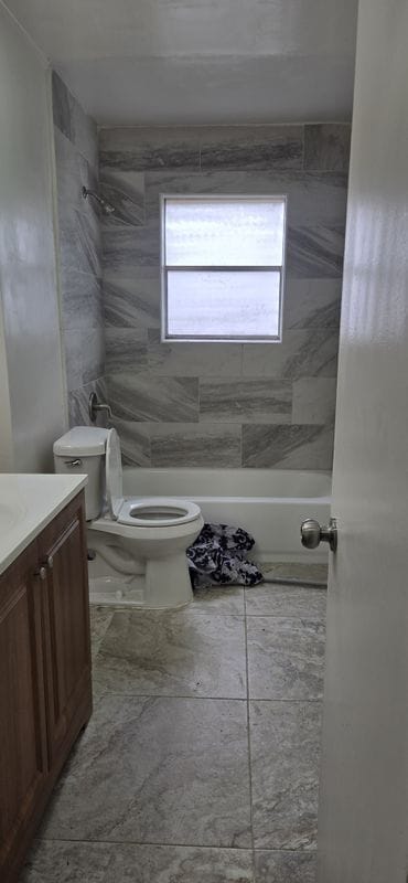 Photo - 324 Clary Dr