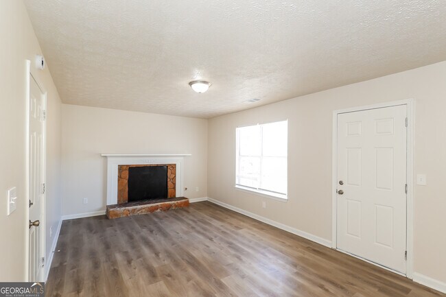 Photo - 145 W Village Ct