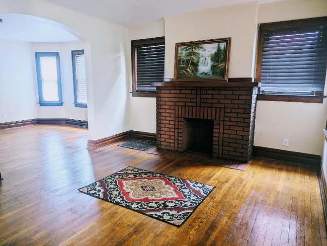 Photo - 2208 Highland Ave