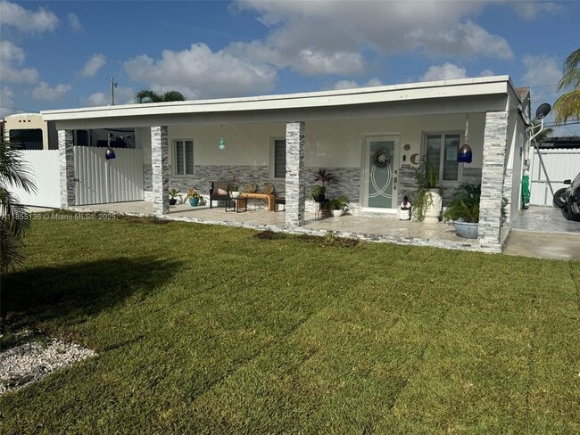 Building Photo - 3480 E 9th Ct Rental