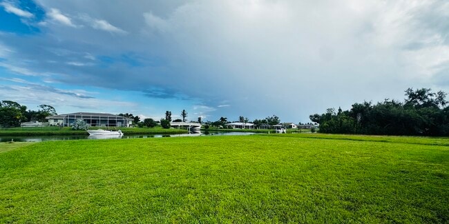 Photo - 130 Boundary Blvd