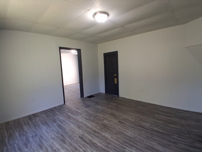 Photo - 714 Bryan Ave