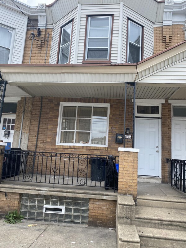2036 Bridge St Rental For Rent In Philadelphia Pa Forrent Com