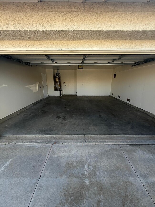 Photo - 3600 Banyon Ct