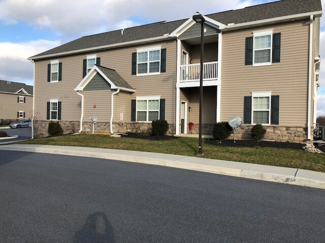 Photo - Kissel Hill Crest