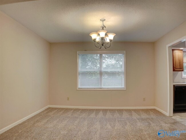 Photo - 2503 Wynterhall Rd SE