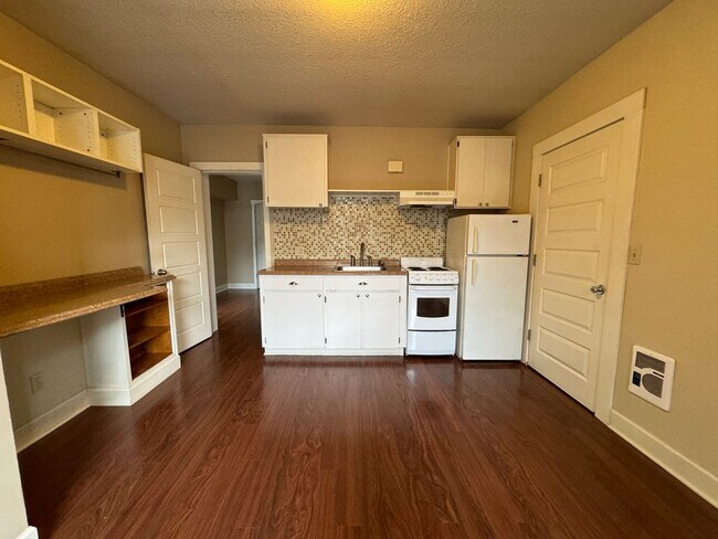 Photo - 2154 NW Everett St