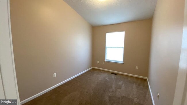 Photo - 3230 Halcyon Ct