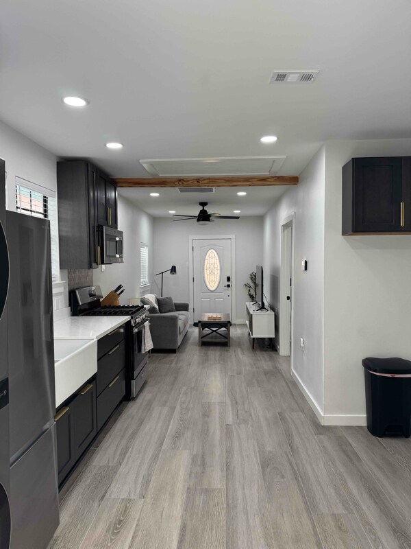 Photo - 133 S Pierce St