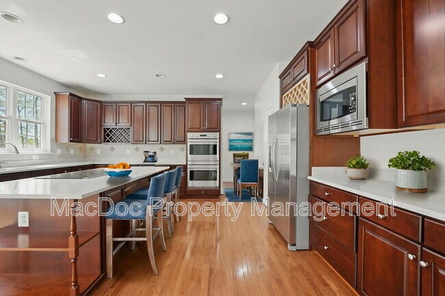 Photo - 11402 Chivalry Chase Ln