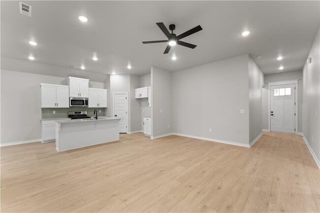 Photo - 5907 SW Bear Crk Ave