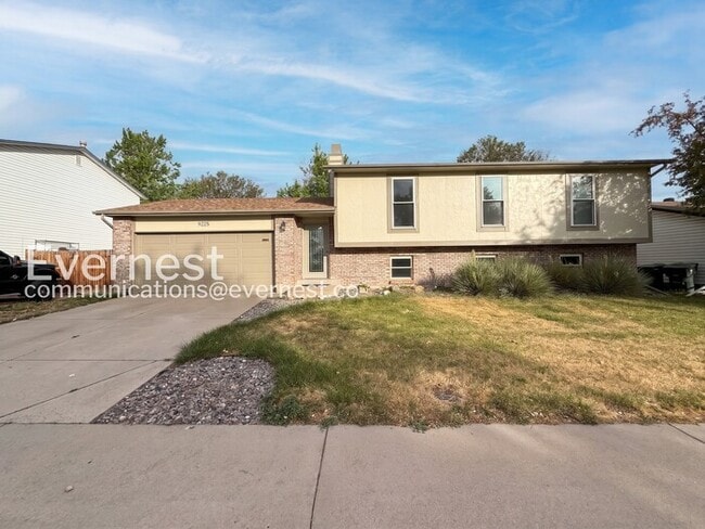 Building Photo - 9225 Clermont Dr