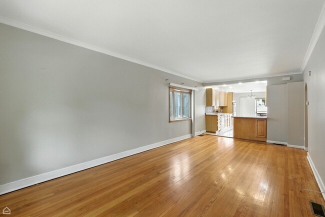 Photo - 5837 W Peterson Ave Unit Jefferson Park Rental