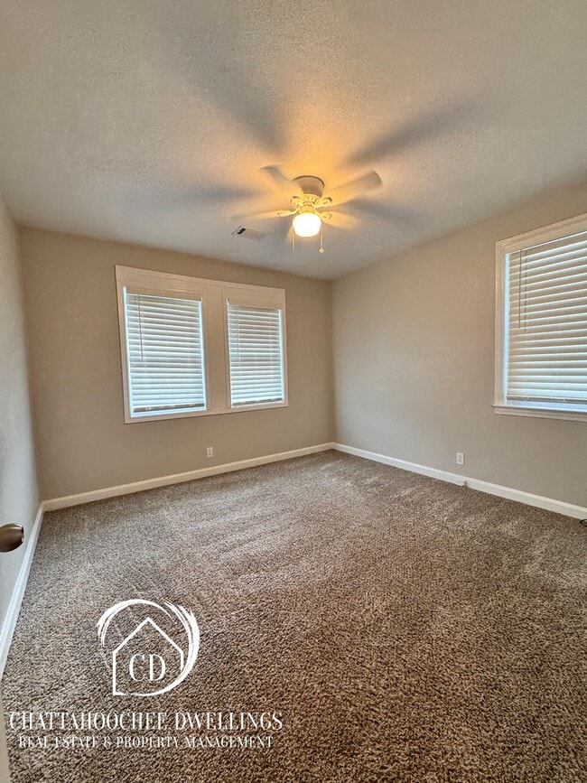 Photo - 815 Brighton Rd