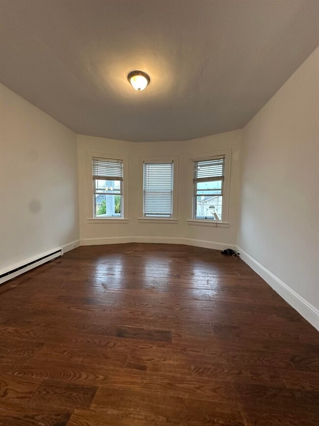 Photo - 173 CORABELLE Ave Unidad 1