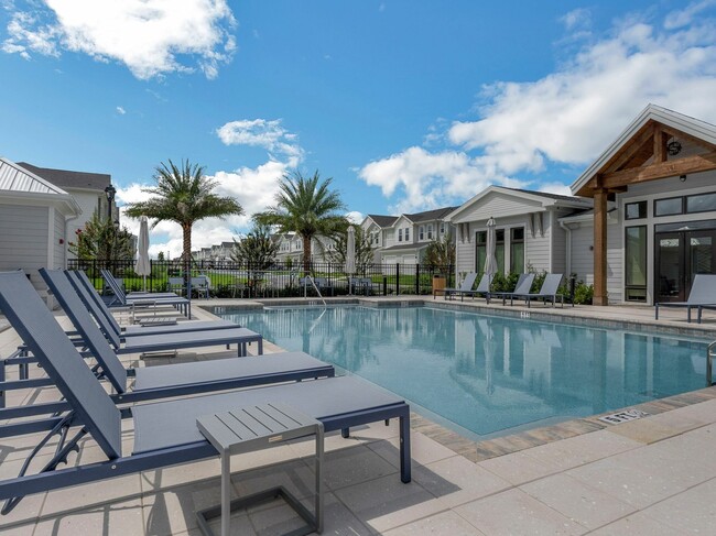 RISE Florence Villa - RISE Florence Villa Townhomes