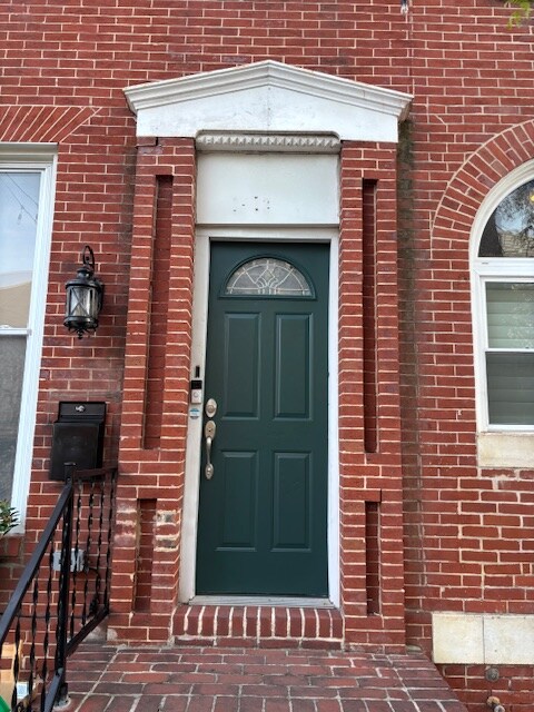 Photo - 1013 W Cross St