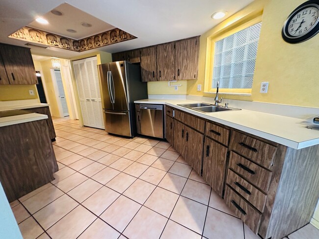 Photo - 2361 Orangeside Rd