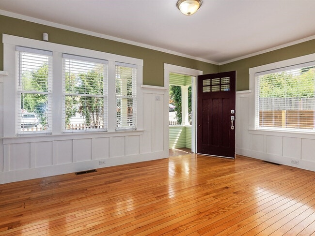 Photo - Vallejo Single Story, close to Ferry Terminal