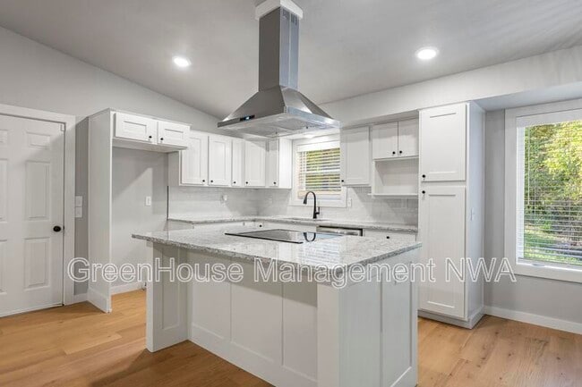 Photo - 6 Erith Ln House