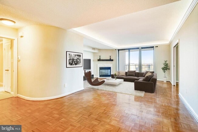 Photo - 1101 S Arlington Ridge Rd Unit 1208