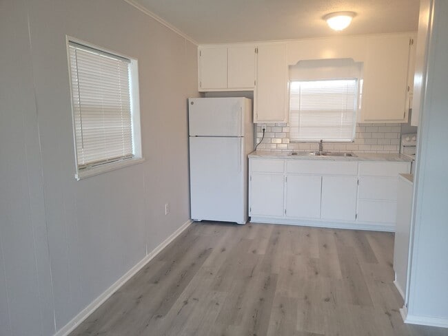 Photo - 2 Bedroom, 1 Bath