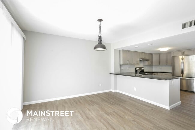 Photo - 19205 N 6th St