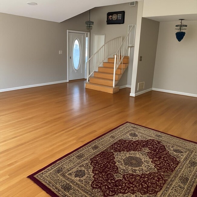 Photo - 4814 Birchwood Ave