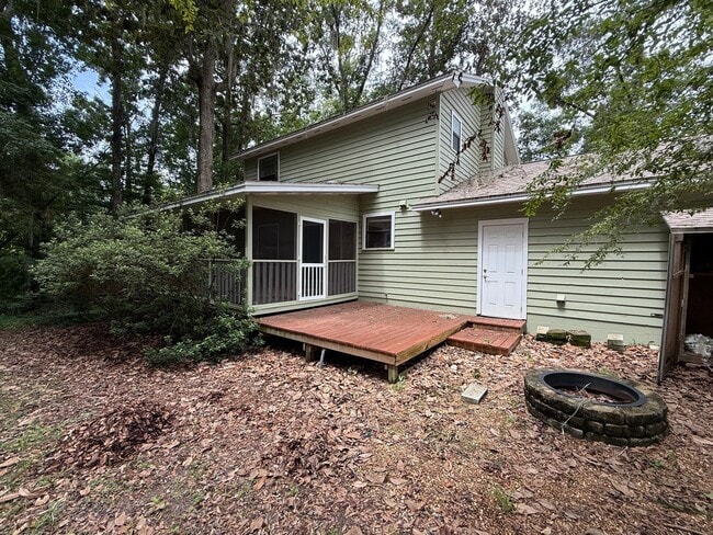 Building Photo - 2 Story Home in Heatherwood