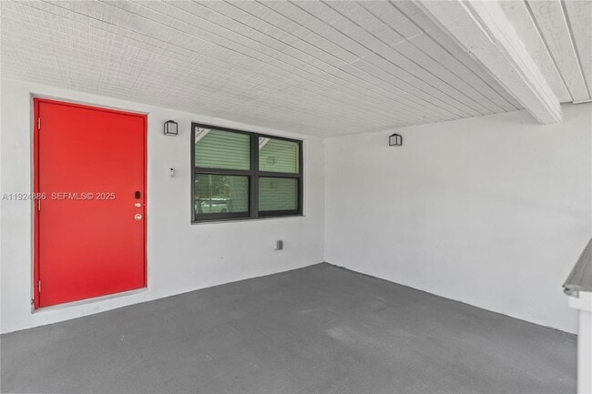 Photo - 220 NW 134th St