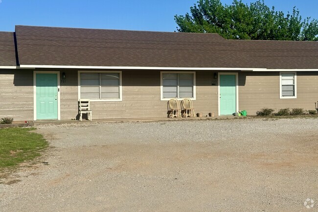 Building Photo - 505 Arch St Unit 505 Arch St Marietta OK Rental