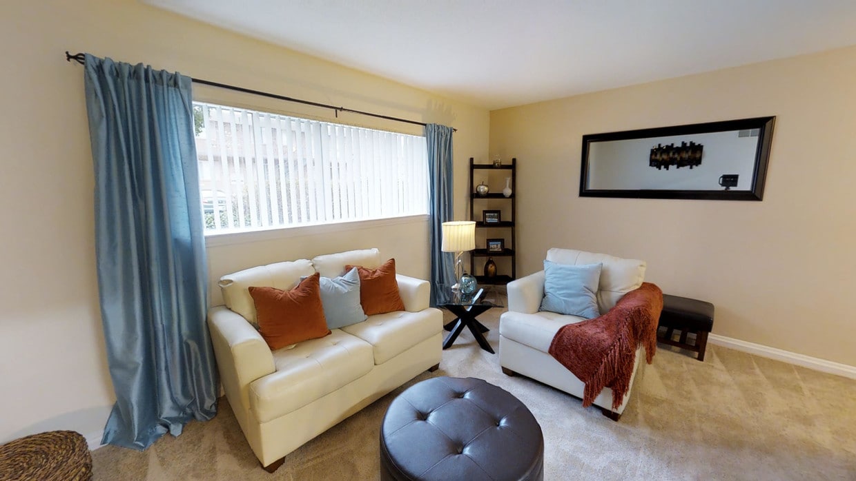 Photo - Duke Manor- Students save up to 10%! Apartments
