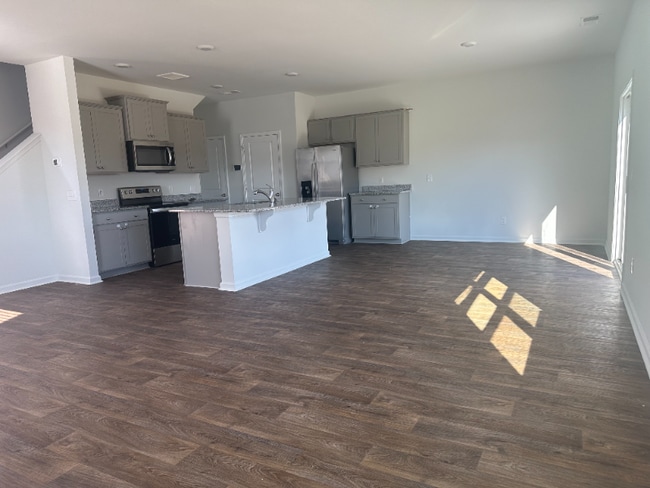 Photo - 154 Troupe Dr