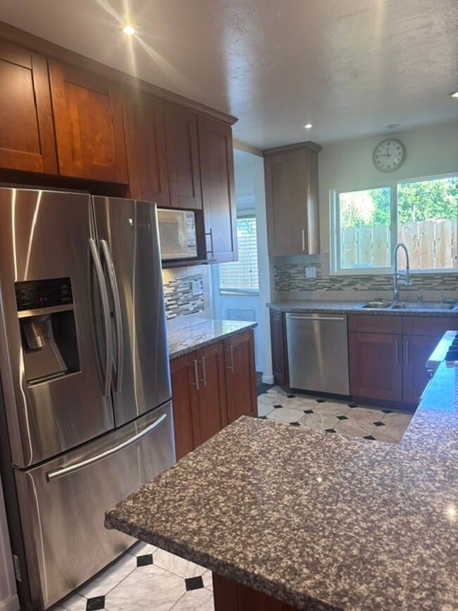 Photo - 2340 Belmont Rd