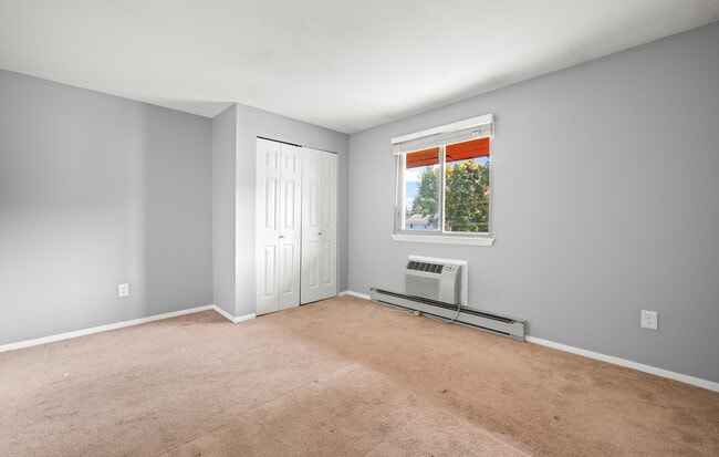 Photo - Pembrooke Court Apartments