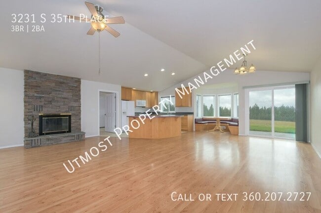 Photo - 3231 S 35th Pl