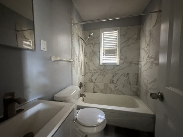 Photo - 2385 Staten Ave