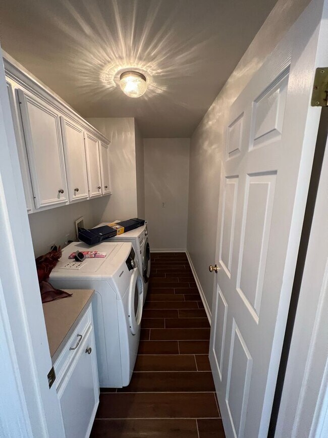 Photo - 3 bed/ 2 bath House in Golden Meadows