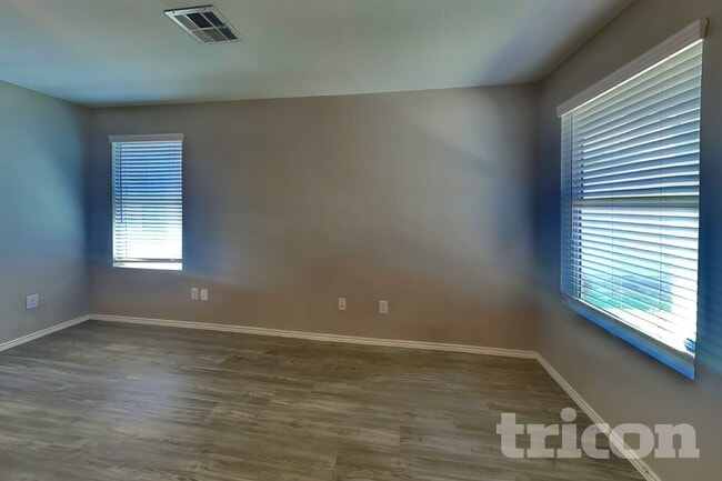 10238 Devon Wheel St