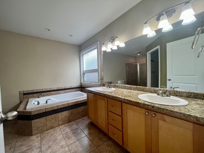 Photo - Charming 3 bed 2 bath home with oversized 2 car garage in Humboldt Hill