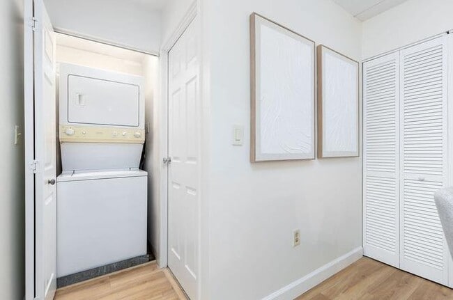 Photo - Boatsw Unit 12482E