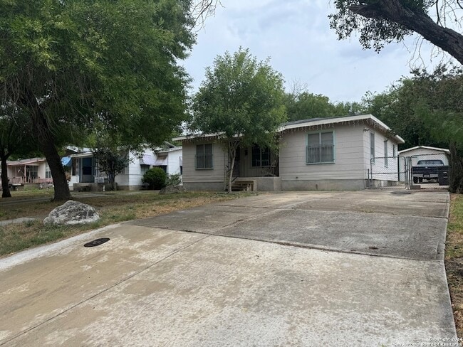 Building Photo - 1011 Alexander Hamilton Dr Rental