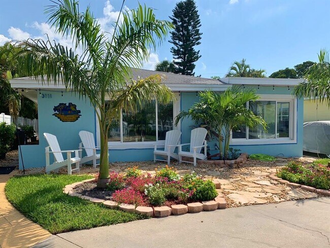 Building Photo - 3111 W Maritana Dr