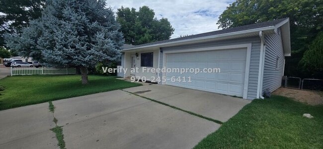 Photo - 175 Applewood Dr