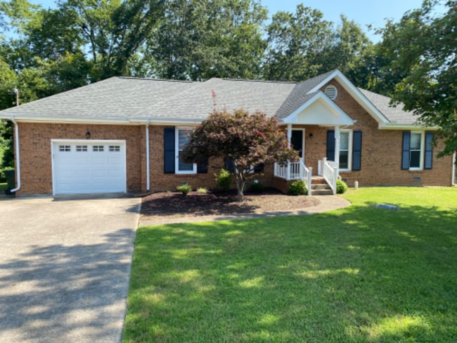 Photo - 850 Ronald Ct