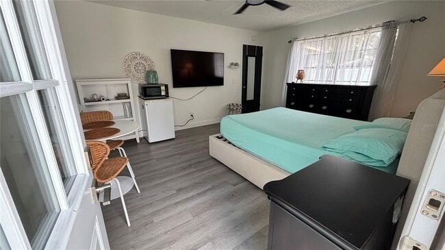 Building Photo - 855 Sunridge Point Dr Unit B