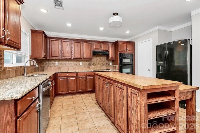 Photo - 15611 Normans Landing Dr