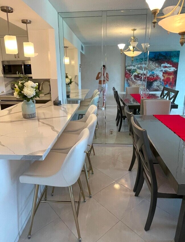 Photo - 5301 NW 2nd Ave Unidad Ph-G