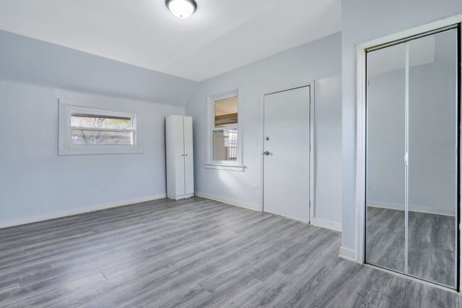 Photo - 8440 S Peoria St